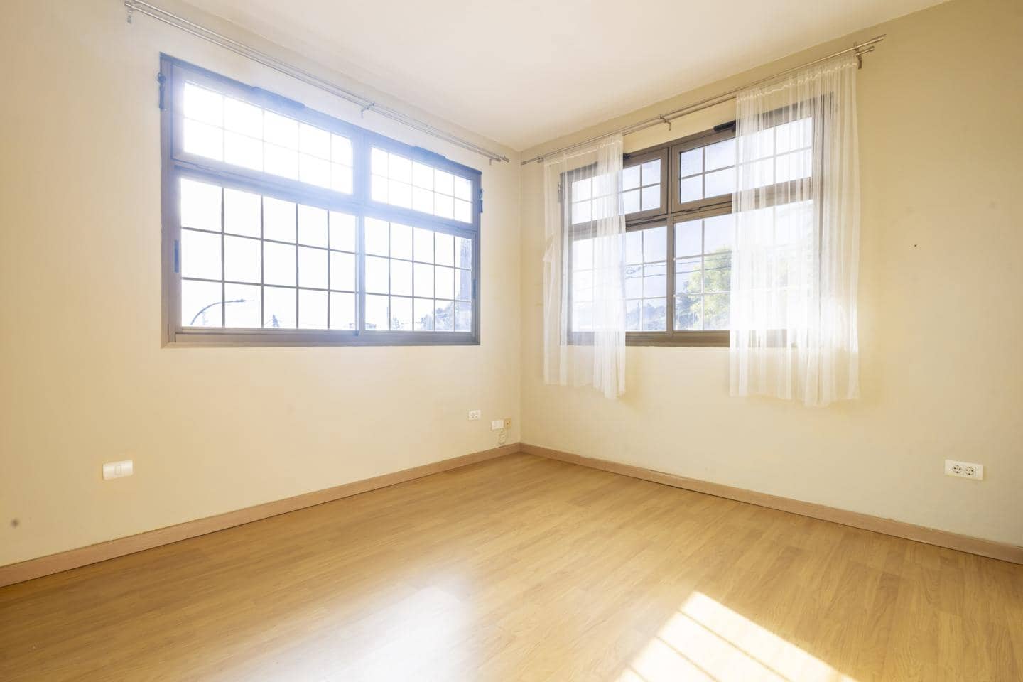 Chalet de 6 habitaciones en La Esperanza en venta - 360.000 € (Ref: 9518258)