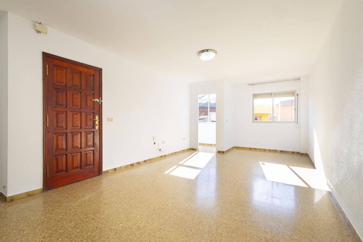3 sypialnia Mieszkanie na sprzedaż w Santa Cruz de Tenerife - 250 000 € (Ref: 9566271)