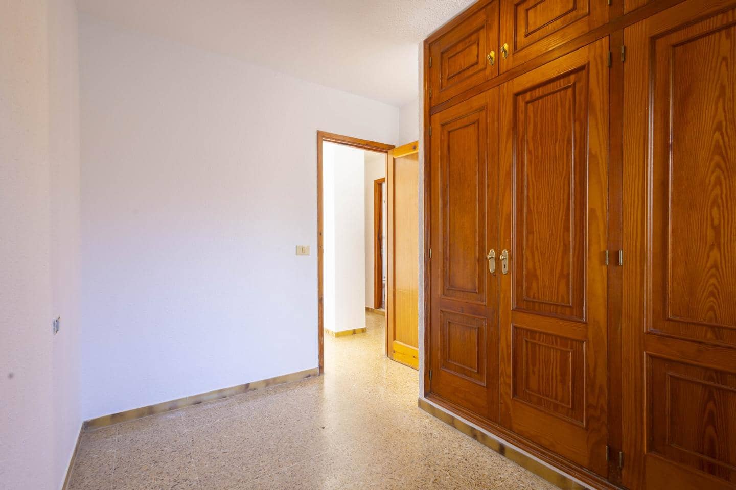 3 sypialnia Mieszkanie na sprzedaż w Santa Cruz de Tenerife - 250 000 € (Ref: 9566271)