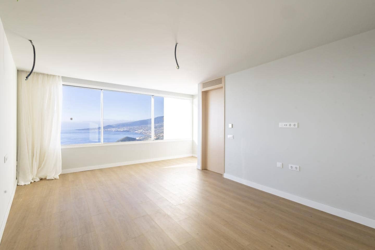 3 camera da letto Villa in vendita in Santa Cruz de Tenerife con piscina garage - 849.990 € (Rif: 9571976)