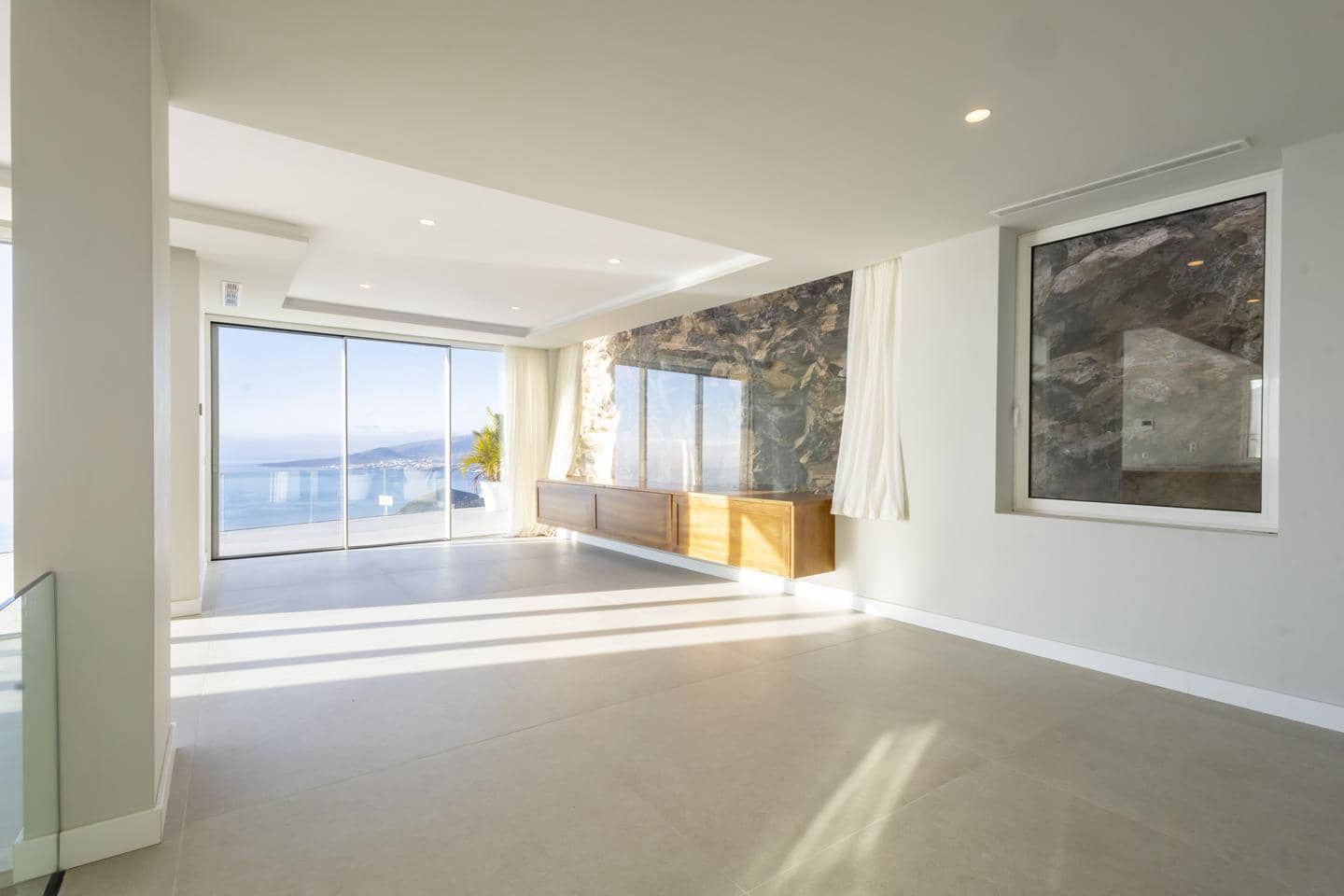 3 camera da letto Villa in vendita in Santa Cruz de Tenerife con piscina garage - 849.990 € (Rif: 9571976)