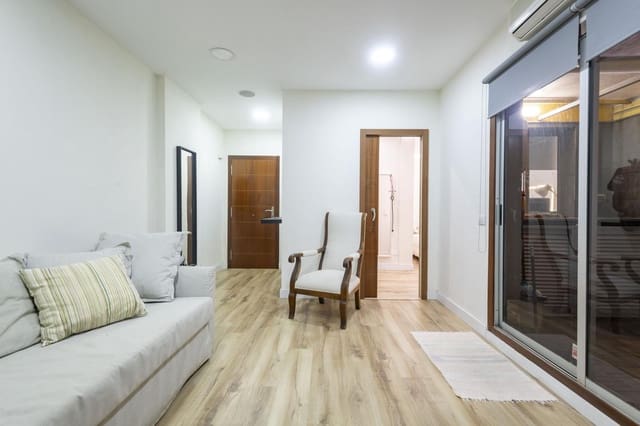 2 bedroom Flat for sale in Chapatal, Santa Cruz de Tenerife - € 255,000 (Ref: 9572158)