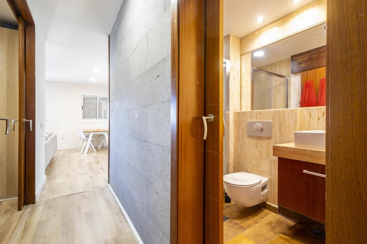 2 bedroom Flat for sale in Santa Cruz de Tenerife - € 255,000 (Ref: 9572158)