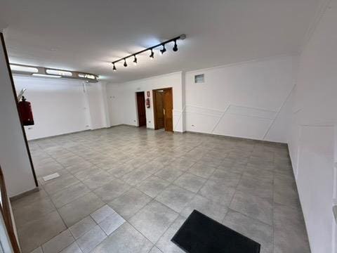 Entreprise de 2 chambres à louer à Santa Ursula - 750 € (Ref: 9572159)