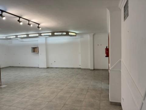 Entreprise de 2 chambres à louer à Santa Ursula - 750 € (Ref: 9572159)