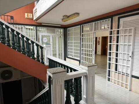 Entreprise de 2 chambres à louer à Santa Ursula - 750 € (Ref: 9572159)