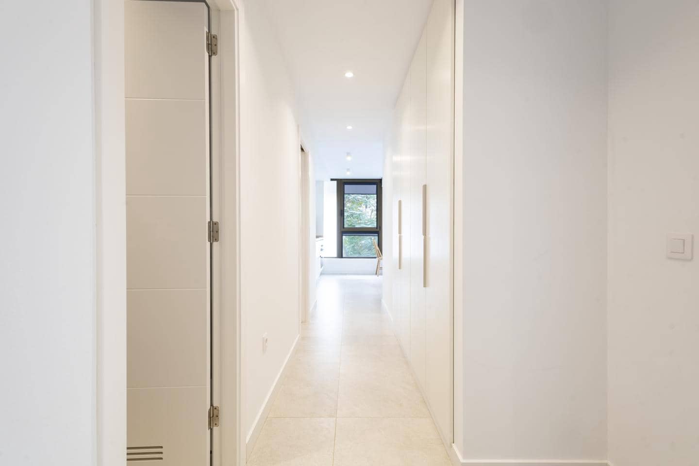 1 slaapkamer Flat te huur in Santa Cruz de Tenerife - € 990 (Ref: 9584644)