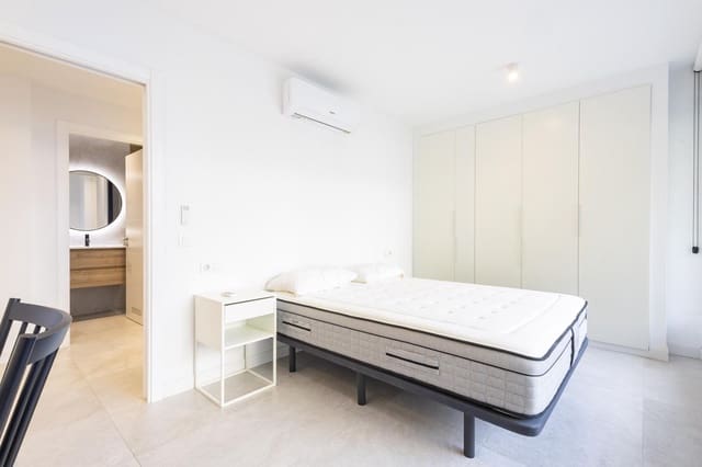 1 slaapkamer Flat te huur in Urbanizacion Anaga, Santa Cruz de Tenerife - € 990 (Ref: 9584644)