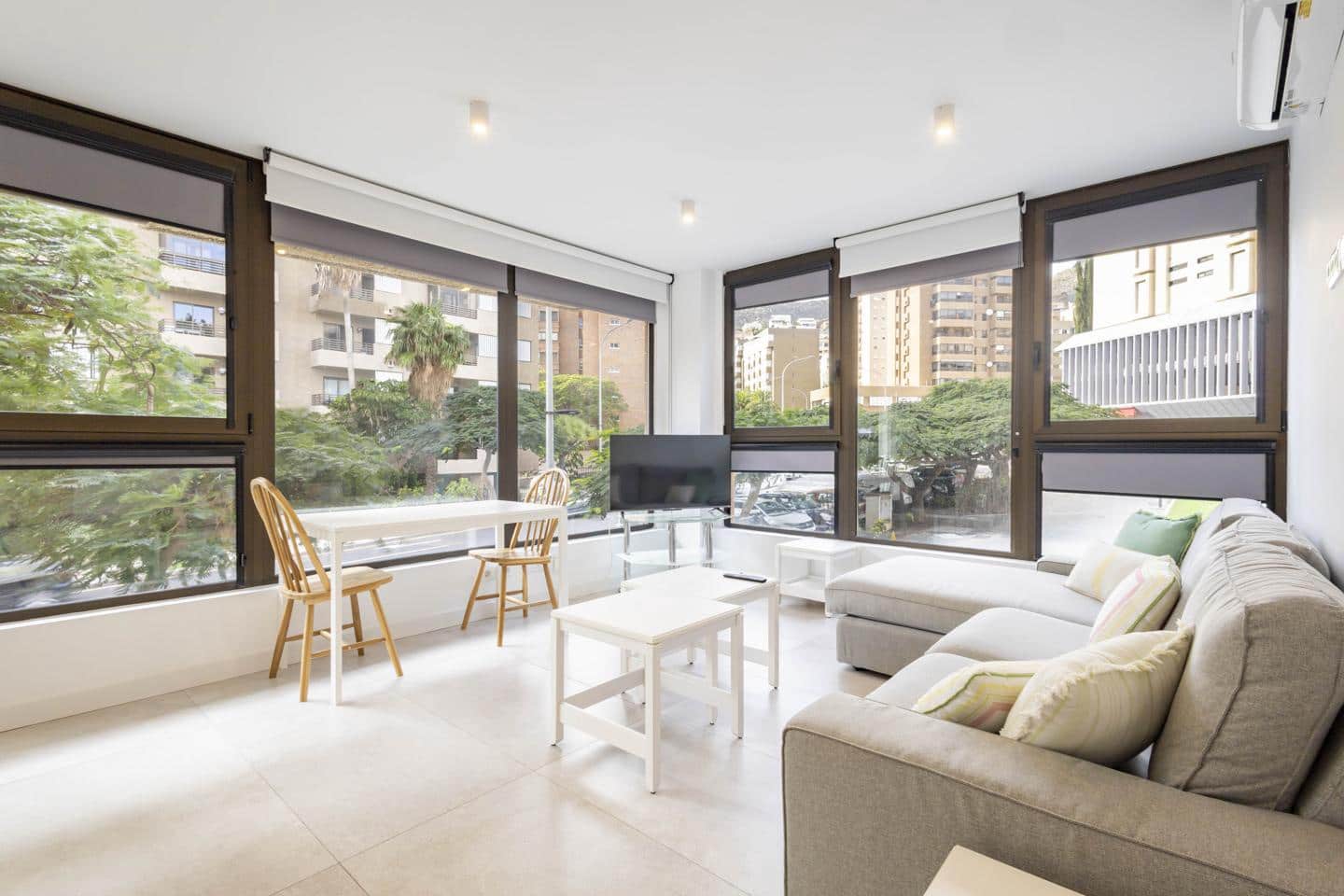 1 slaapkamer Flat te huur in Santa Cruz de Tenerife - € 990 (Ref: 9584644)