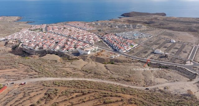 Rakentamaton maa myytävänä paikassa Abades, Arico - 164 750 € (Ref: 9585166)