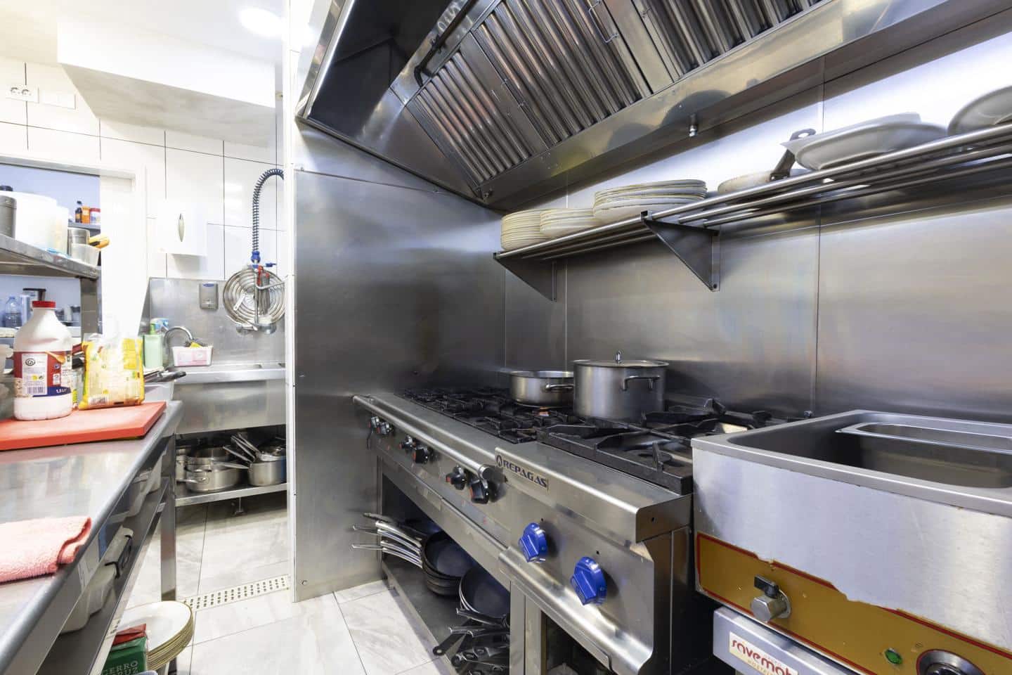 1 soveværelse Virksomhed til leje i Puerto de la Cruz - € 2.000 (Ref: 9598136)