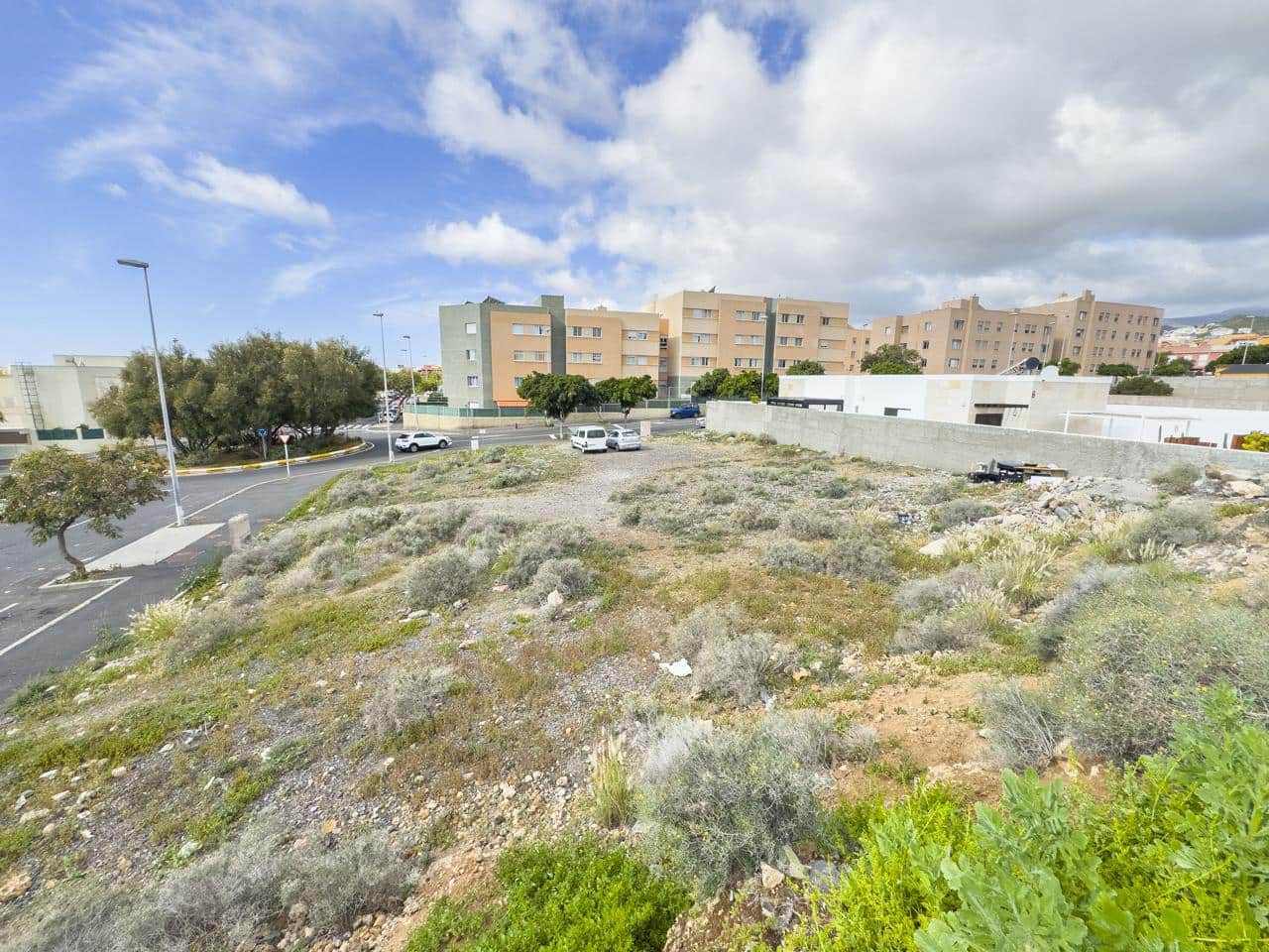 Rakentamaton maa myytävänä paikassa Granadilla de Abona - 129 500 € (Ref: 9598210)