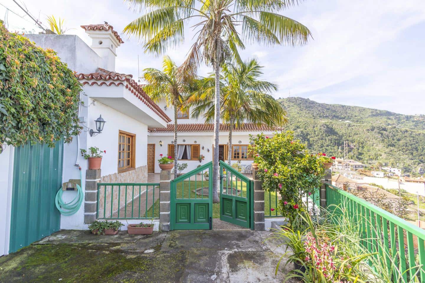 7 makuuhuone Huvila myytävänä paikassa Icod de los Vinos - 439 500 € (Ref: 9598368)