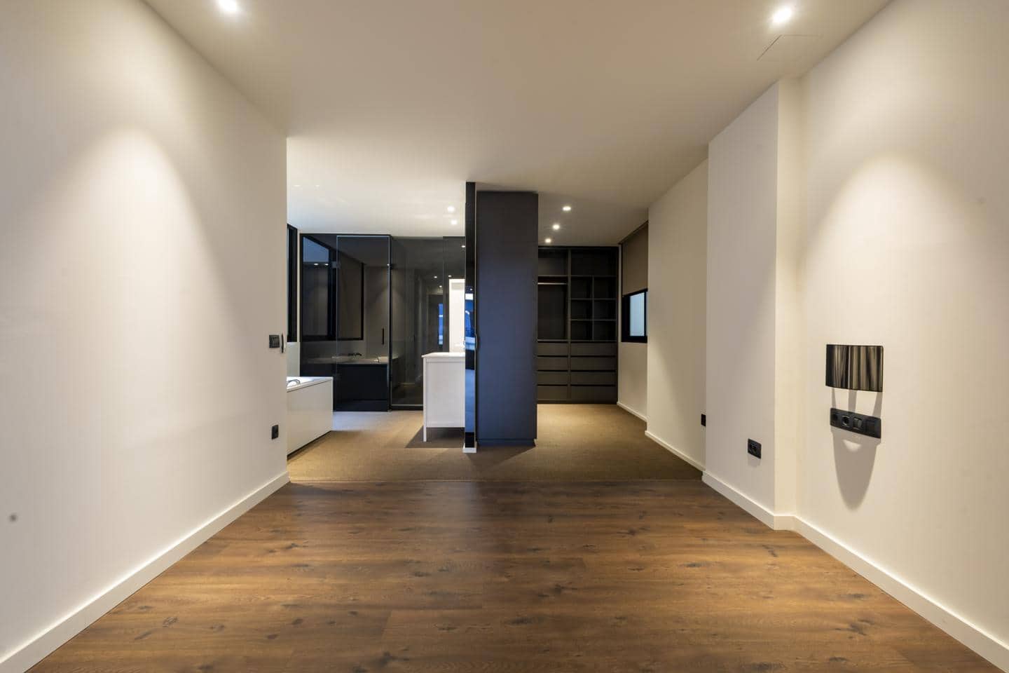 3 bedroom Flat for sale in Santa Cruz de Tenerife - € 765,000 (Ref: 9603082)