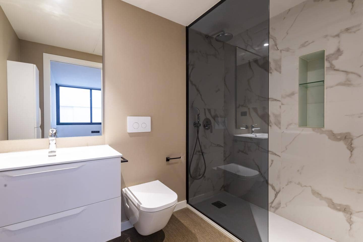 3 bedroom Flat for sale in Santa Cruz de Tenerife - € 765,000 (Ref: 9603082)