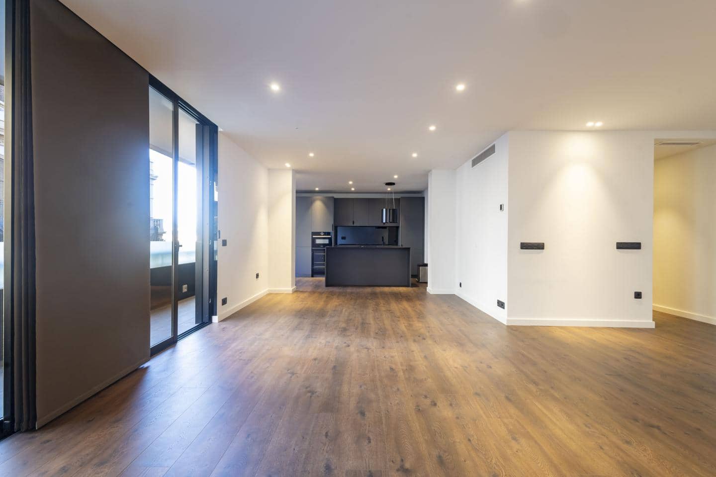 3 bedroom Flat for sale in Santa Cruz de Tenerife - € 765,000 (Ref: 9603082)