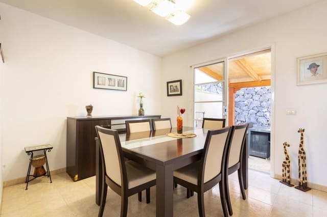 4 sypialnia Willa na sprzedaż w Acoran, Santa Cruz de Tenerife z garażem - 475 000 € (Ref: 9618702)