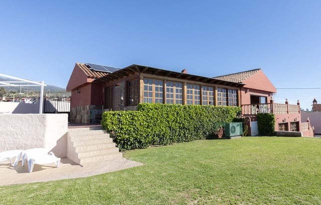 4 soverom Villa til salgs i Charco del Pino, Granadilla de Abona - € 990 000 (Ref: 9622991)