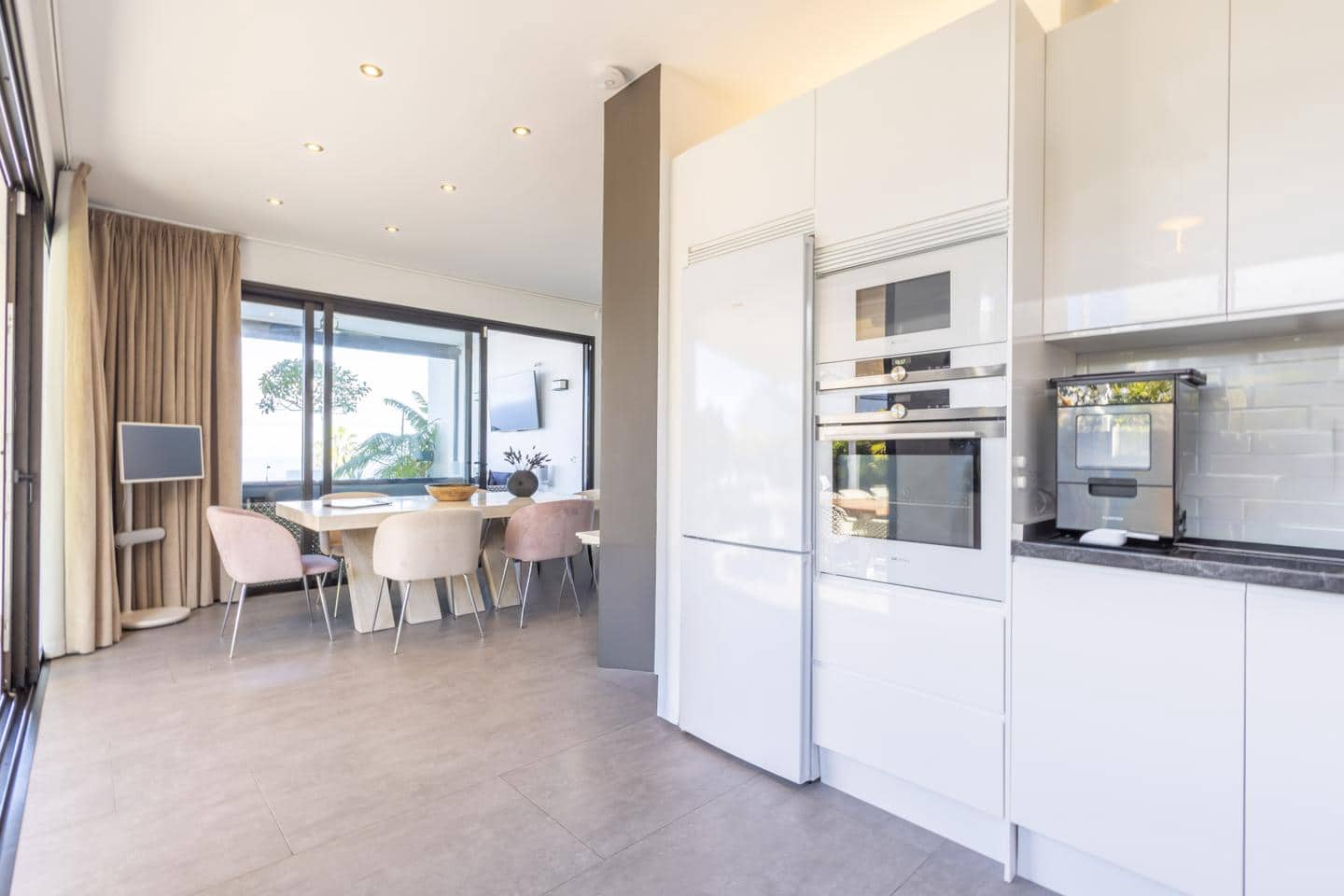 Chalet de 3 habitaciones en Santa Ursula en venta - 1.549.000 € (Ref: 9626122)