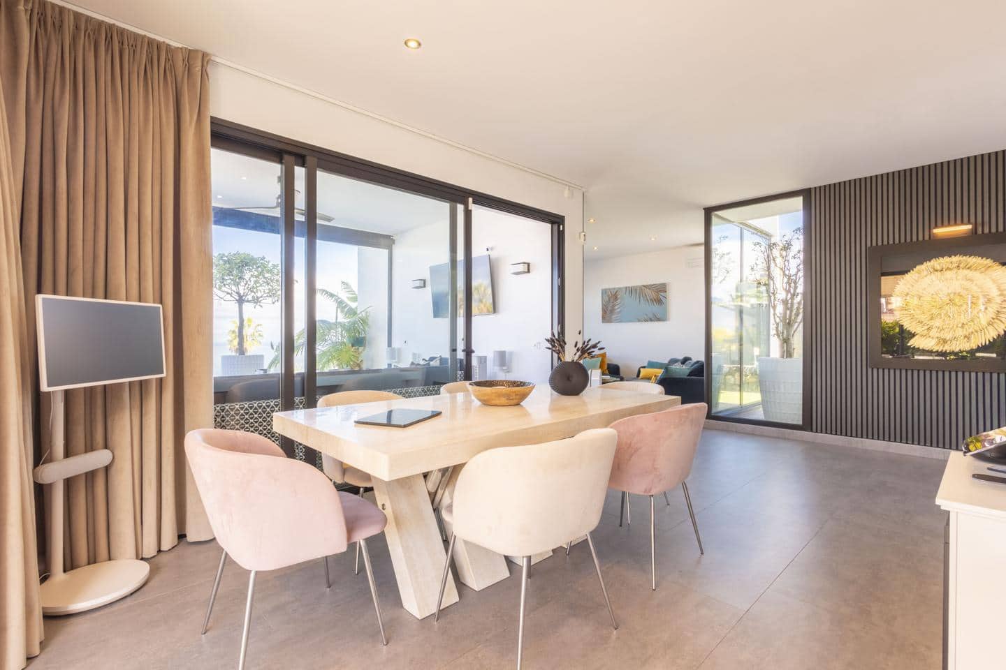 Chalet de 3 habitaciones en Santa Ursula en venta - 1.549.000 € (Ref: 9626122)