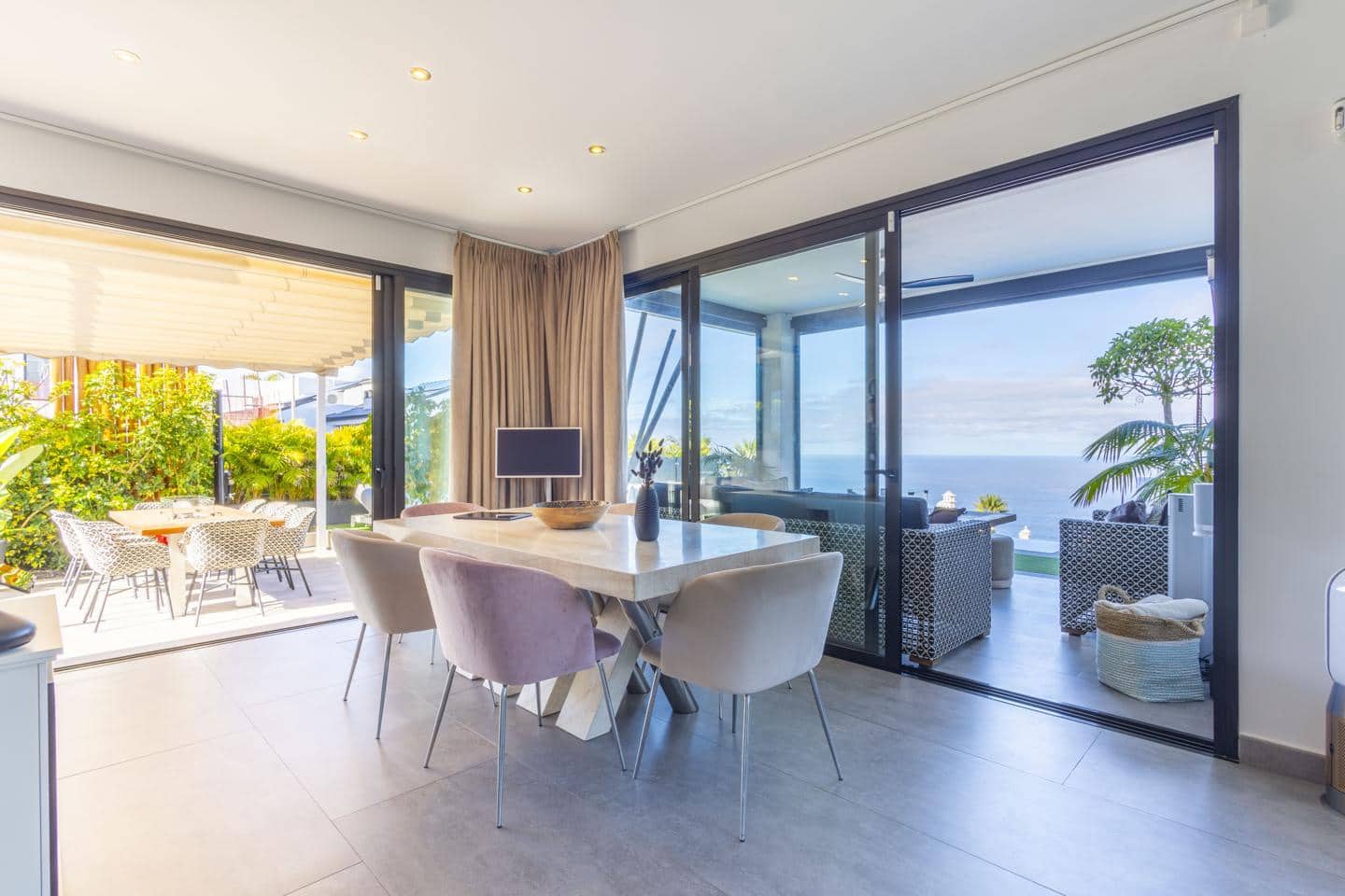 Chalet de 3 habitaciones en Santa Ursula en venta - 1.549.000 € (Ref: 9626122)