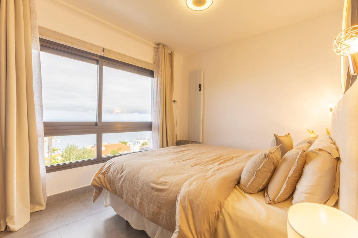 Chalet de 3 habitaciones en Santa Ursula en venta - 1.549.000 € (Ref: 9626122)