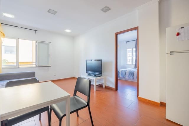 5 makuuhuone Asunto myytävänä paikassa Ciudad Jardín, Las Palmas de Gran Canaria - 375 000 € (Ref: 9635150)