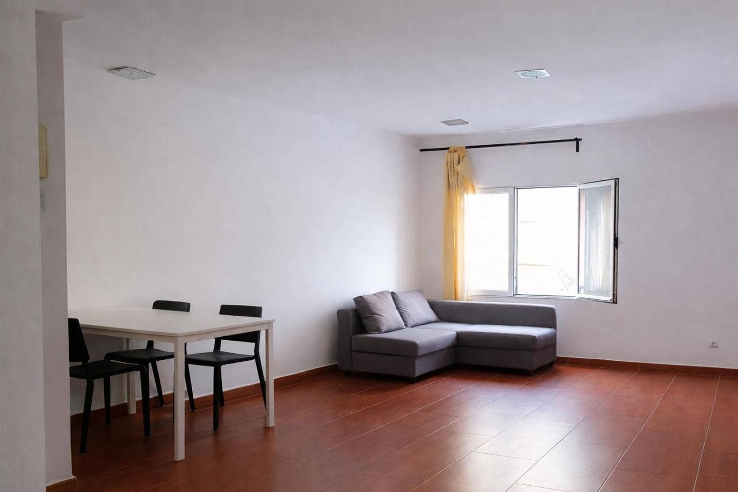 5 makuuhuone Asunto myytävänä paikassa Las Palmas de Gran Canaria - 375 000 € (Ref: 9635150)