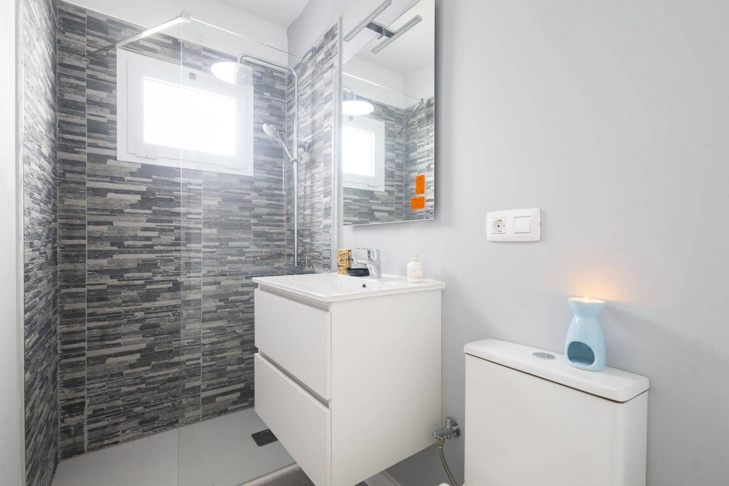 2 soverom Leilighet til salgs i Santa Cruz de Tenerife - € 216 000 (Ref: 9640618)