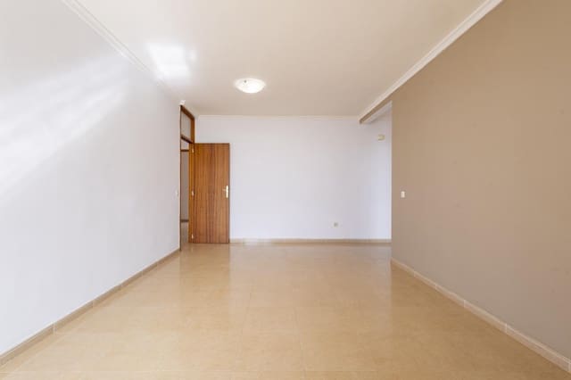 4 soveværelse Lejlighed til leje i Ifara, Santa Cruz de Tenerife - € 1.200 (Ref: 9645622)