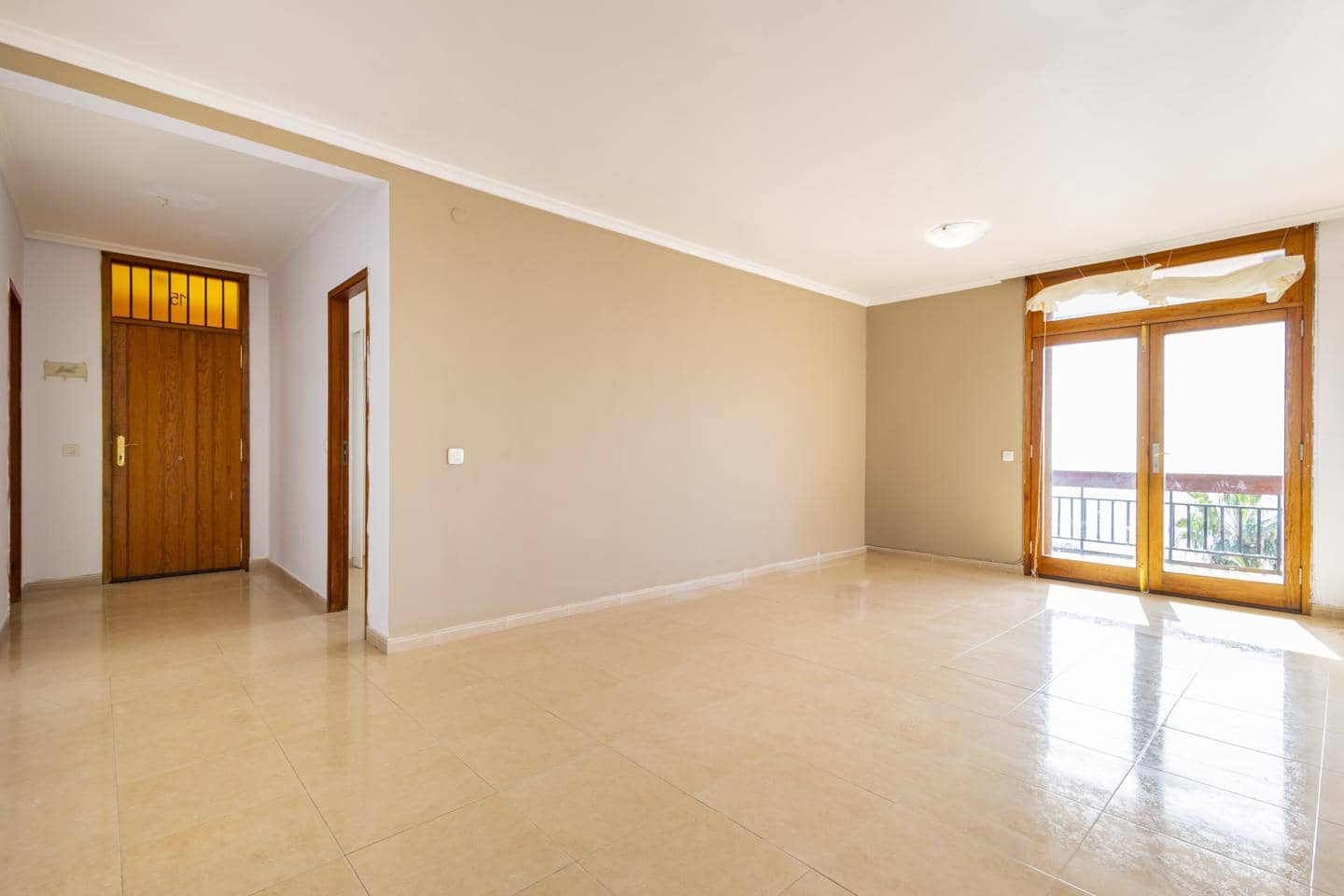 4 soveværelse Lejlighed til leje i Santa Cruz de Tenerife - € 1.200 (Ref: 9645622)