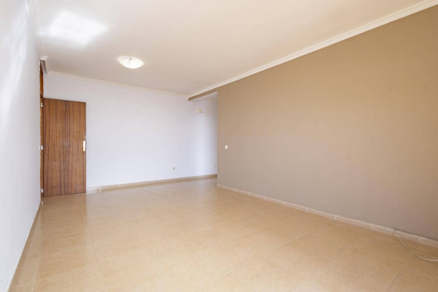 4 soveværelse Lejlighed til leje i Santa Cruz de Tenerife - € 1.200 (Ref: 9645622)