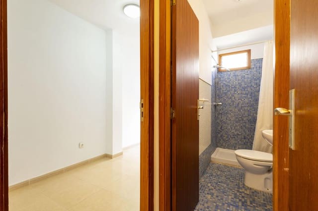 4 soveværelse Lejlighed til leje i Ifara, Santa Cruz de Tenerife - € 1.200 (Ref: 9645622)