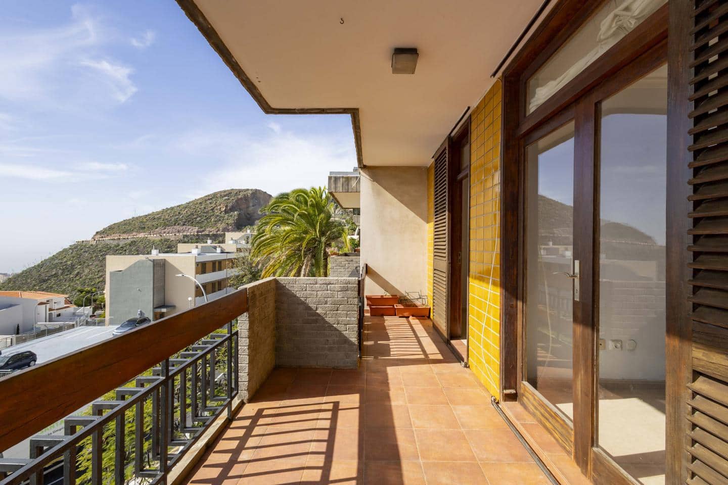 4 soveværelse Lejlighed til leje i Santa Cruz de Tenerife - € 1.200 (Ref: 9645622)