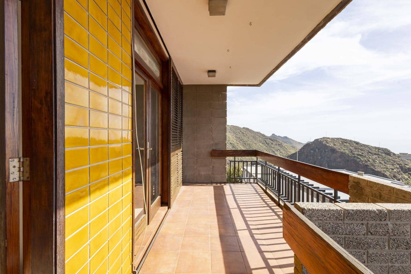 4 soveværelse Lejlighed til leje i Santa Cruz de Tenerife - € 1.200 (Ref: 9645622)