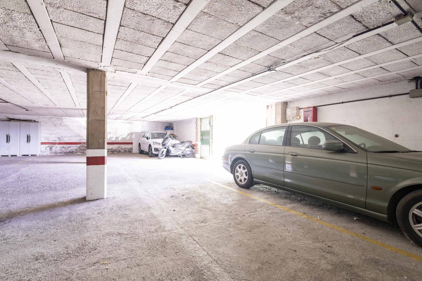 4 soveværelse Lejlighed til leje i Santa Cruz de Tenerife - € 1.200 (Ref: 9645622)