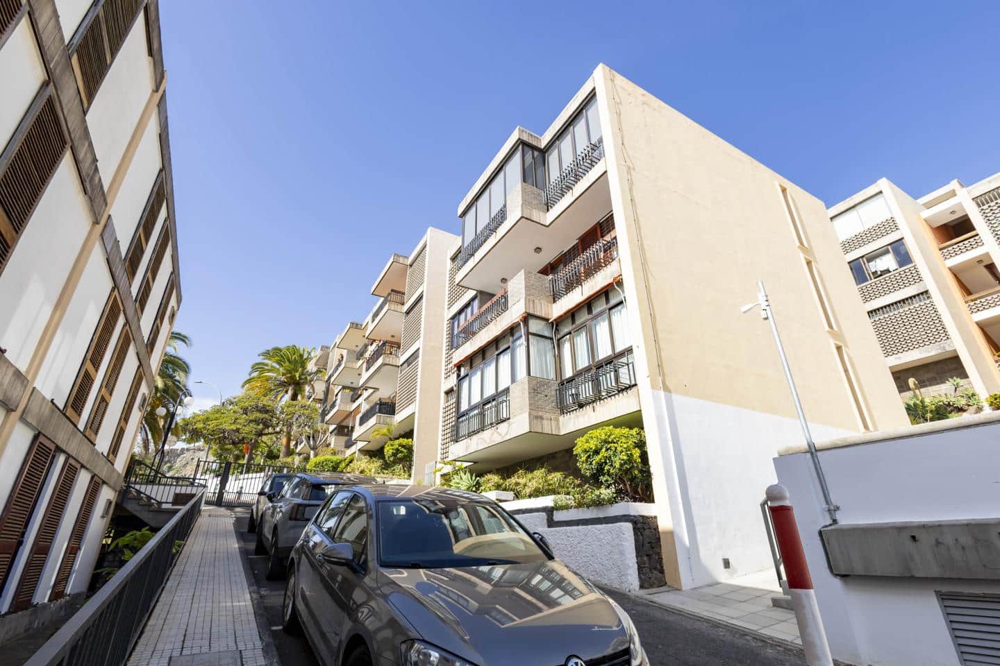 4 soveværelse Lejlighed til leje i Santa Cruz de Tenerife - € 1.200 (Ref: 9645622)