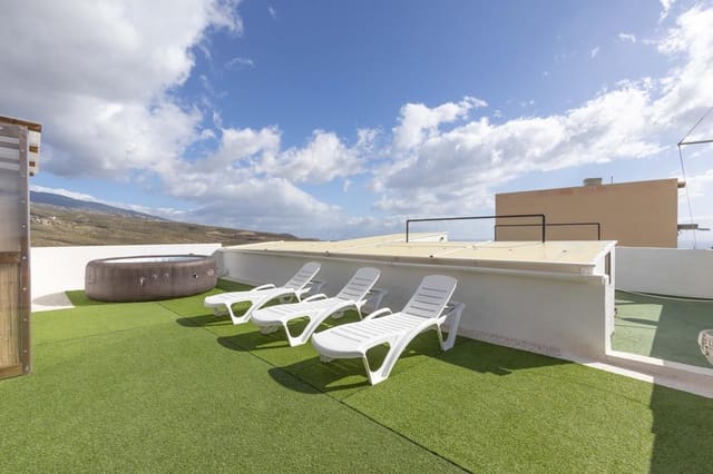 4 sovrum Villa till salu i Arico - 285 000 € (Ref: 9664347)