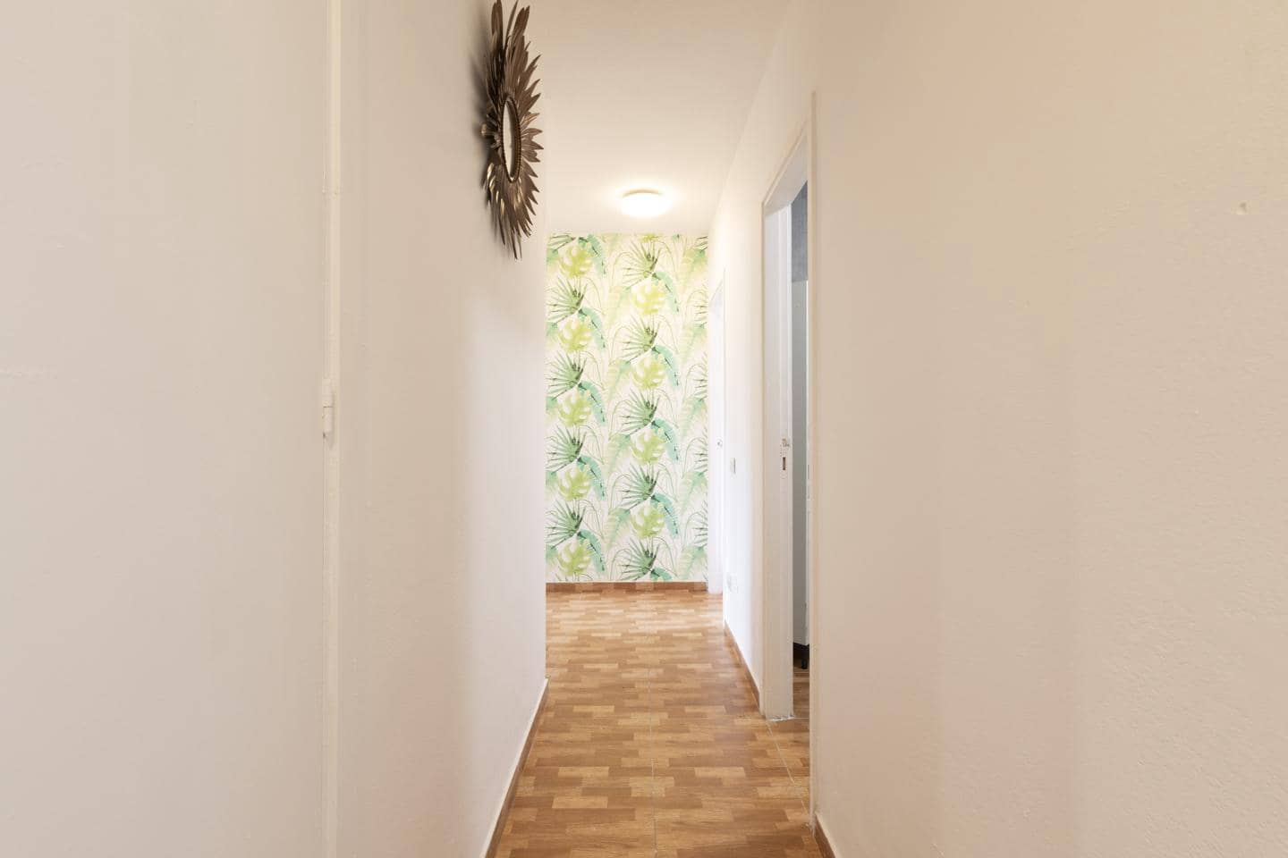 3 quarto Apartamento para arrendar em Santa Cruz de Tenerife - 1 050 € (Ref: 9667229)