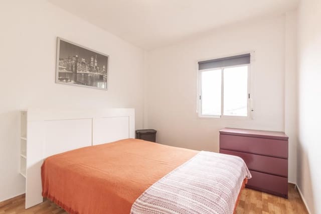 3 quarto Apartamento para arrendar em San Antonio, Santa Cruz de Tenerife - 1 050 € (Ref: 9667229)