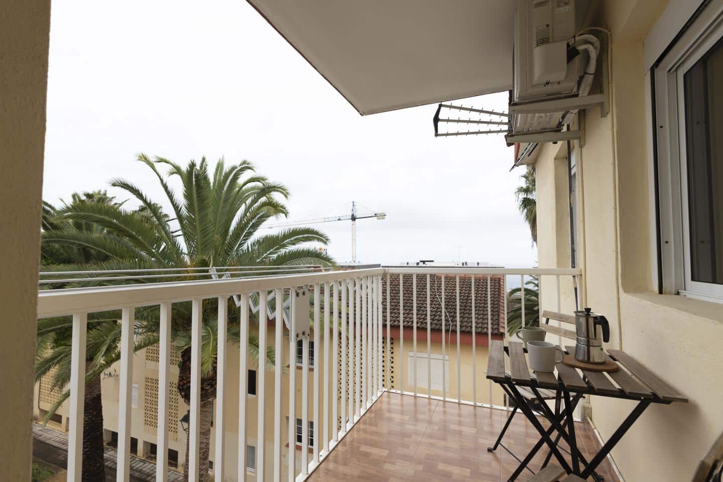 3 quarto Apartamento para arrendar em Santa Cruz de Tenerife - 1 050 € (Ref: 9667229)