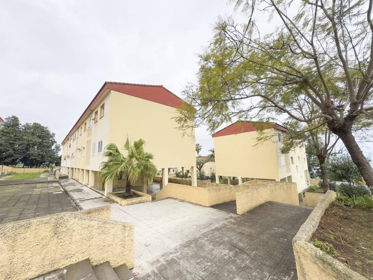 3 quarto Apartamento para arrendar em Santa Cruz de Tenerife - 1 050 € (Ref: 9667229)