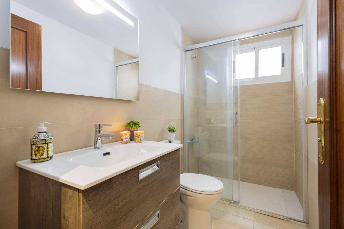 2 slaapkamer Flat te koop in Santa Cruz de Tenerife - € 198.000 (Ref: 9678202)