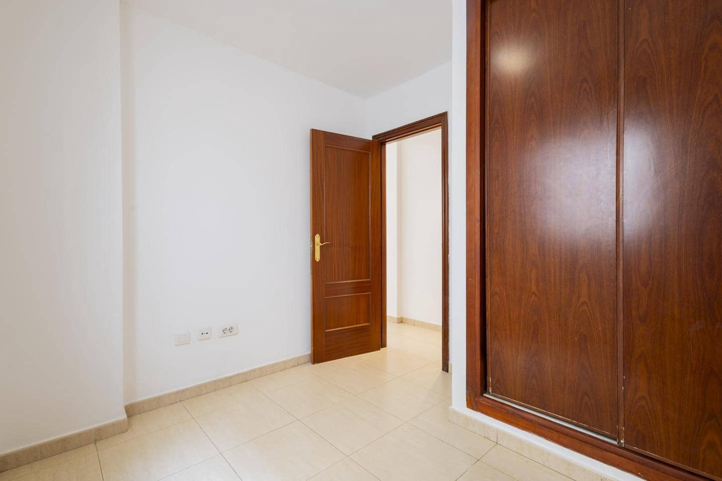 2 slaapkamer Flat te koop in Santa Cruz de Tenerife - € 198.000 (Ref: 9678202)