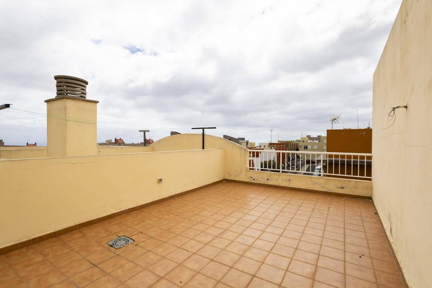 2 slaapkamer Flat te koop in Santa Cruz de Tenerife - € 198.000 (Ref: 9678202)