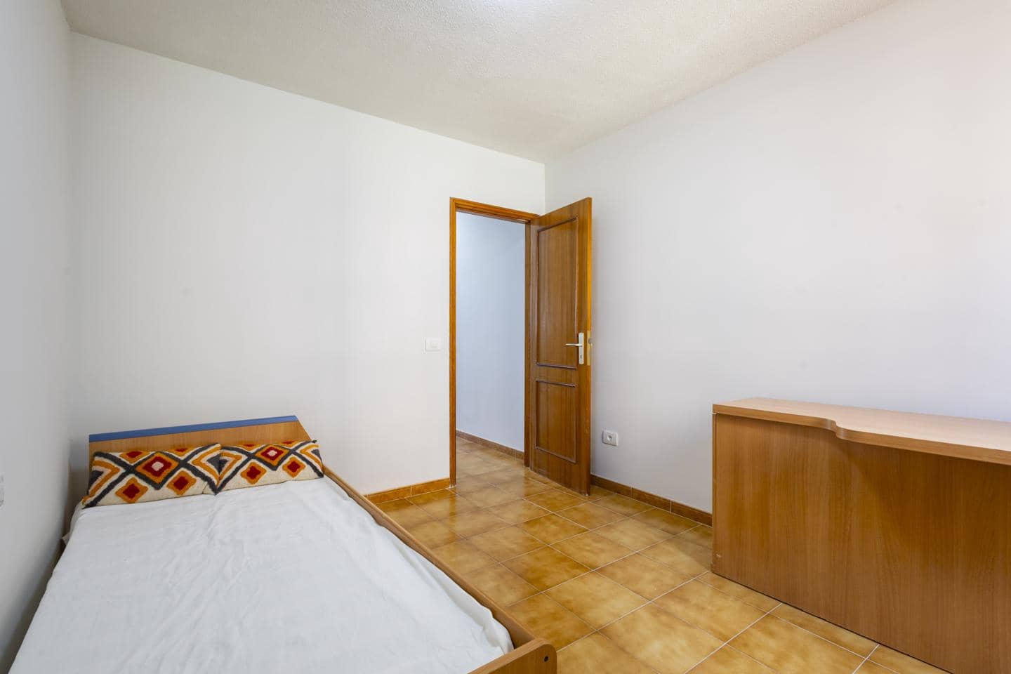 3 bedroom Flat for rent in Radazul with pool - € 1,200 (Ref: 9684358)