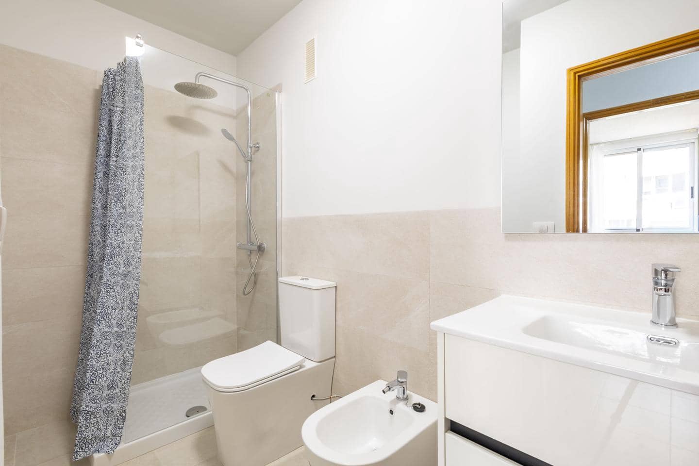 3 bedroom Flat for rent in Radazul with pool - € 1,200 (Ref: 9684358)