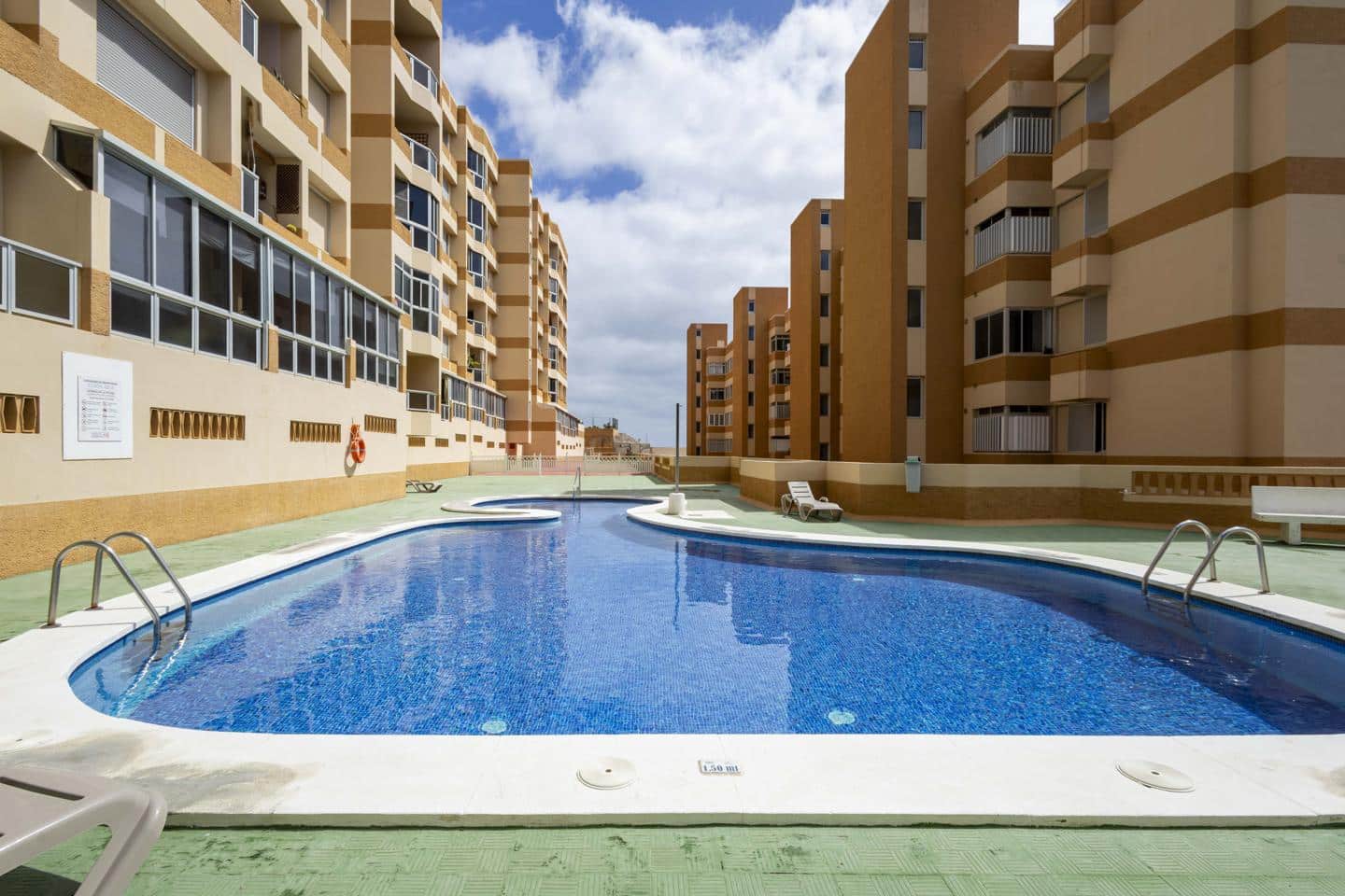 3 bedroom Flat for rent in Radazul with pool - € 1,200 (Ref: 9684358)