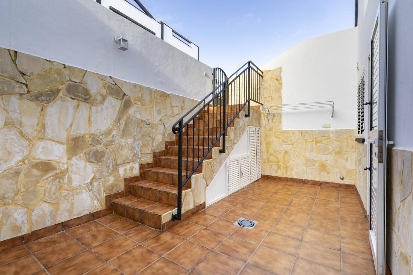 4 chambre Villa/Maison à vendre à Tabaiba - 412 000 € (Ref: 9685616)