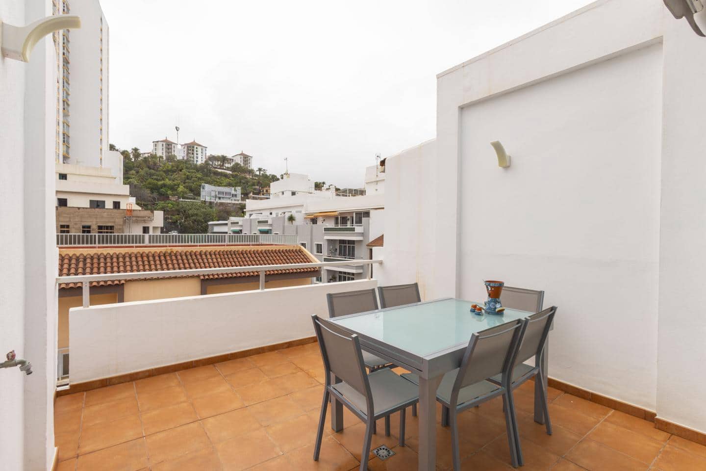 2 bedroom Flat for rent in Puerto de la Cruz - € 950 (Ref: 9685720)